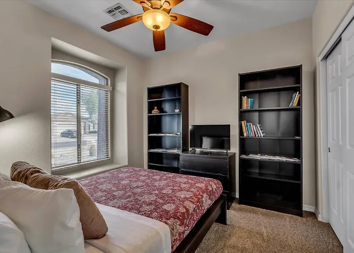 Cozy On Jerome Holiday home *